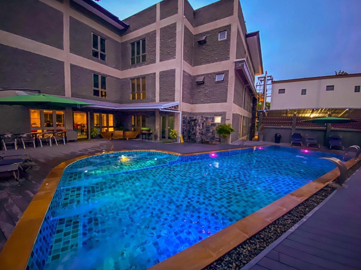 Cha Li'S Family Hotel&Hostel Pai Exteriör bild